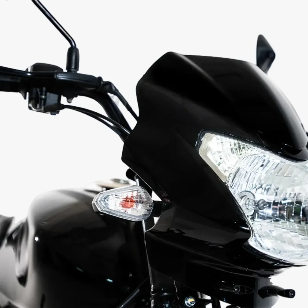 TVS Sport 110i – Farol e frente com bag